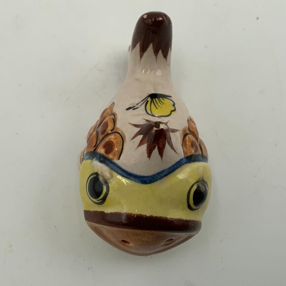 Tonala Hand Painted Fish Salt / Pepper Shaker Glossy Signed 3 1/2" - Picture 3 of 7